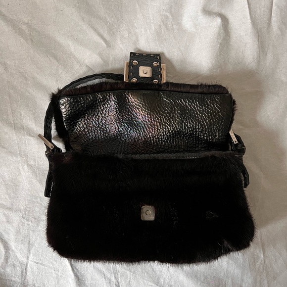 Vintage FENDI Black Mink fur Selleria collection Baguette Bag - Picture 2 of 7